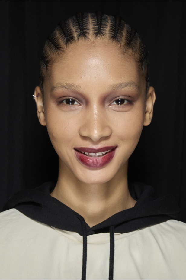 مجموعة Anna Sui لموسم خريف وشتاء 2024-2025 في نيويورك