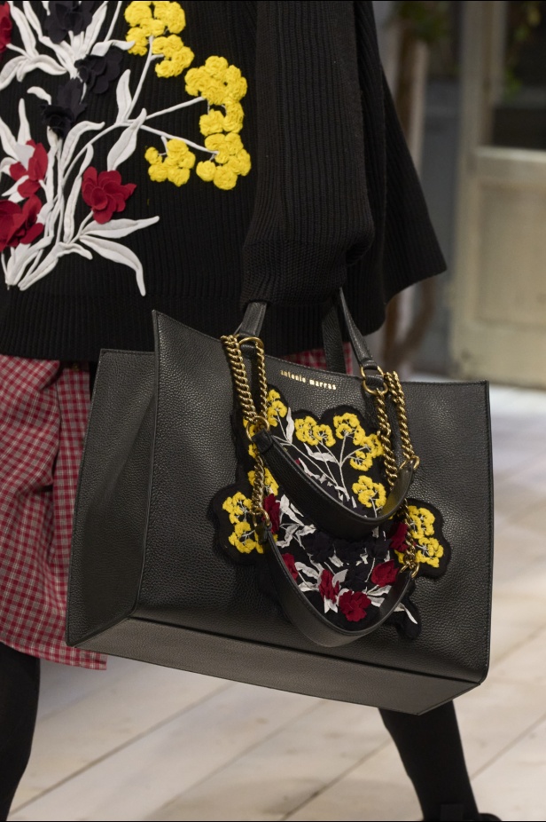 مجموعة Antonio Marras لخريف 2024 ترويّ قصة من الأناقة والخيال