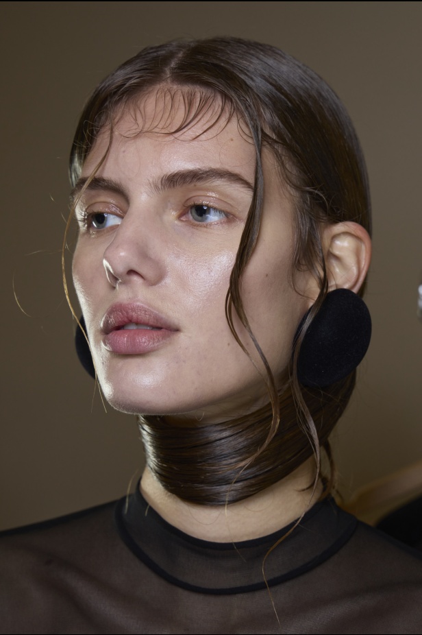 مجموعة Ashi Studio لربيع وصيف 2024 في باريس