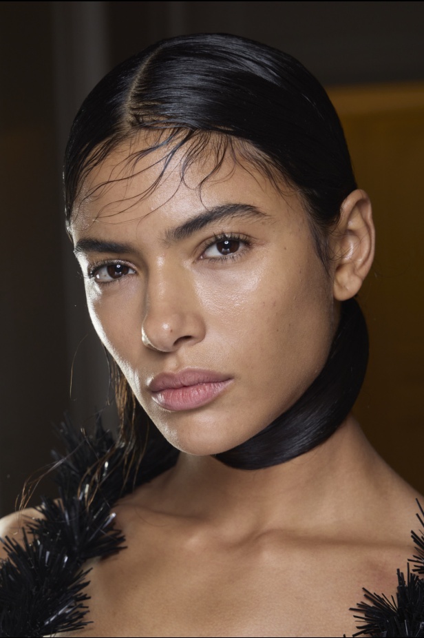 مجموعة Ashi Studio لربيع وصيف 2024 في باريس