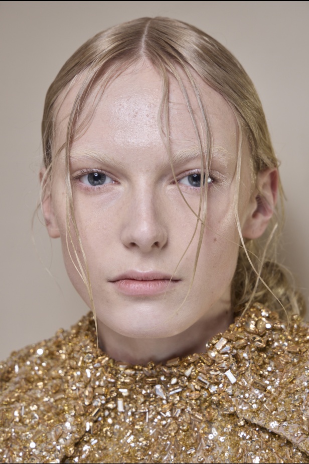 مجموعة Ashi Studio لربيع وصيف 2024 في باريس