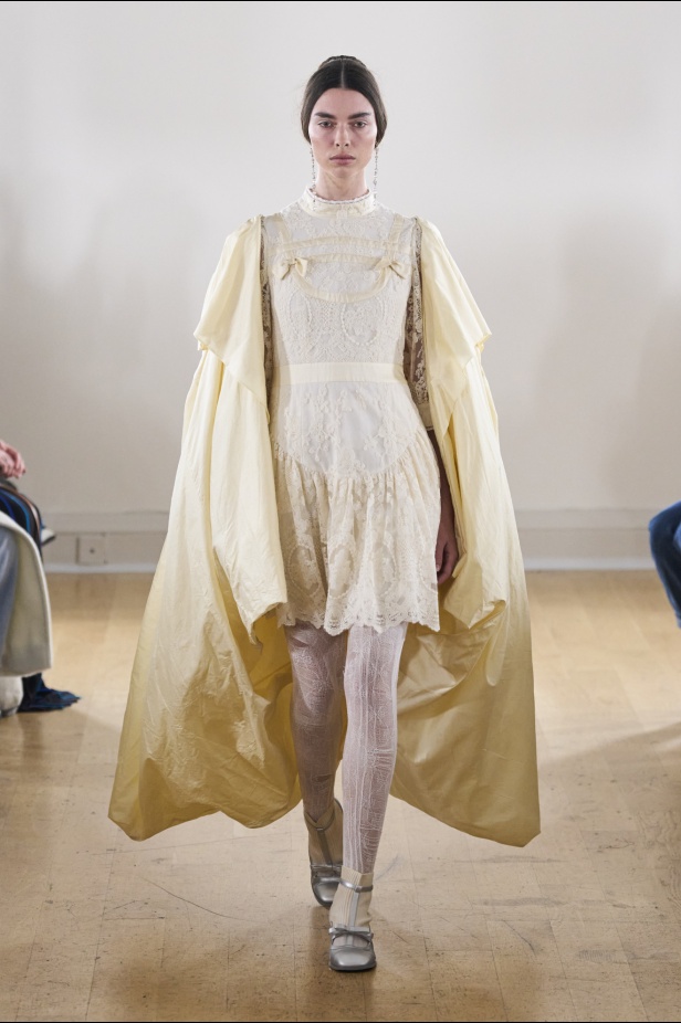 مجموعة Bora Aksu لخريف وشتاء 2024