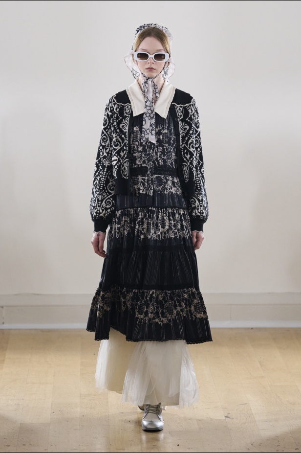 مجموعة Bora Aksu لخريف وشتاء 2024