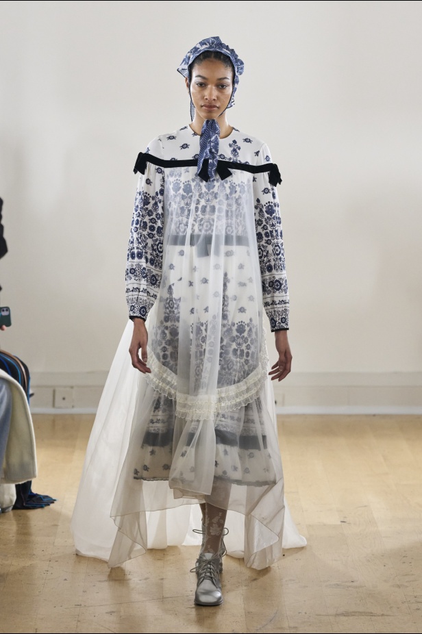 مجموعة Bora Aksu لخريف وشتاء 2024