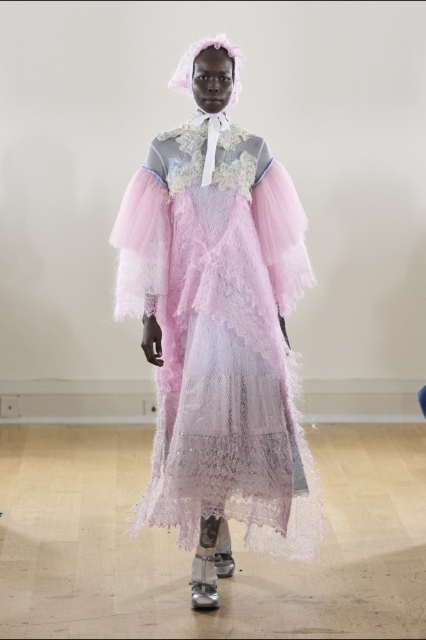 مجموعة Bora Aksu لخريف وشتاء 2024