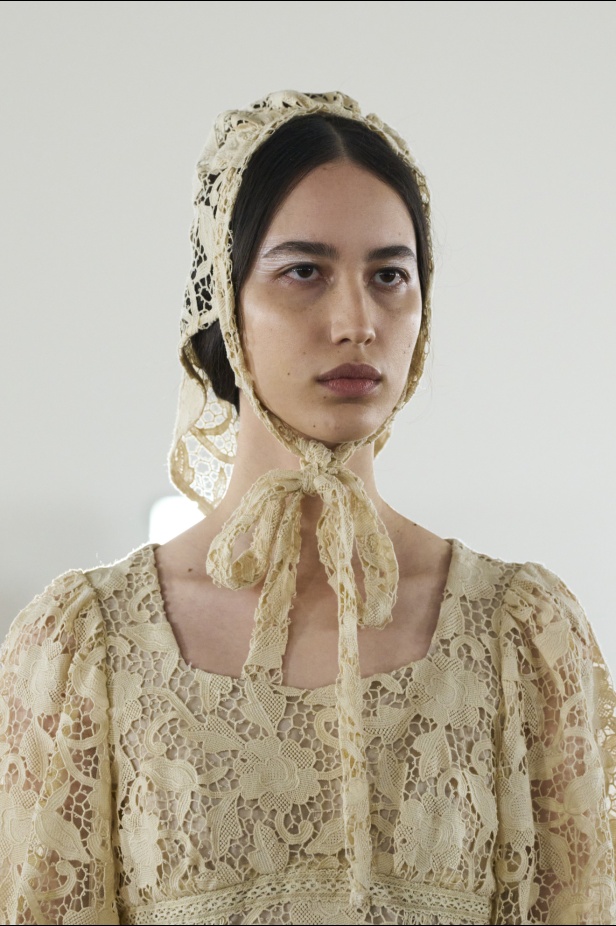 مجموعة Bora Aksu لخريف وشتاء 2024