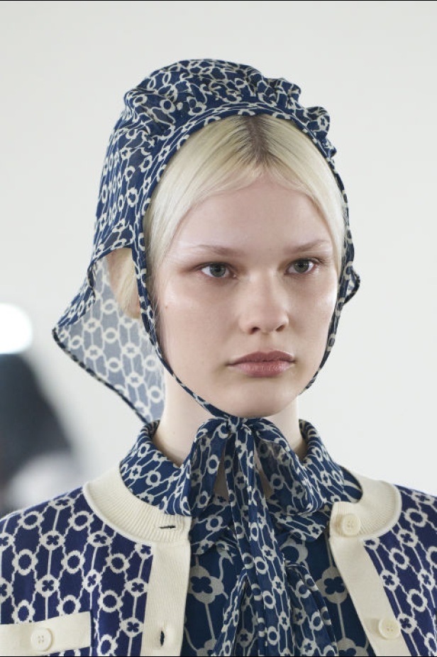 مجموعة Bora Aksu لخريف وشتاء 2024