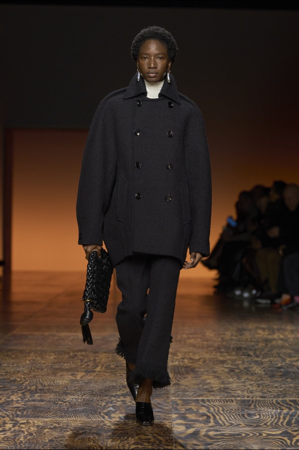 مجموعة Bottega Veneta لخريف 2024 في ميلانو