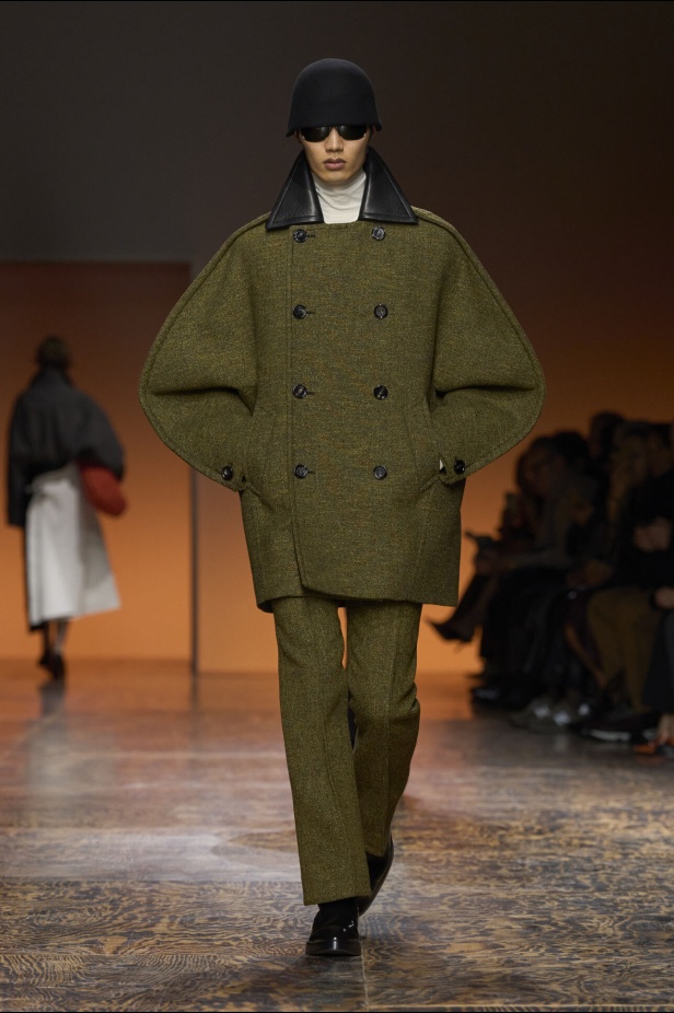 مجموعة Bottega Veneta لخريف 2024 في ميلانو