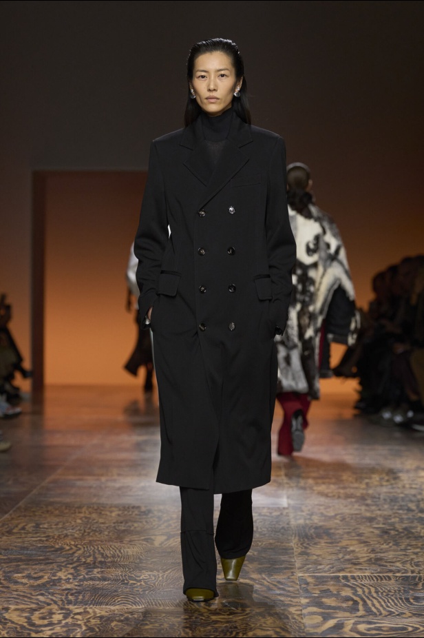 مجموعة Bottega Veneta لخريف 2024 في ميلانو