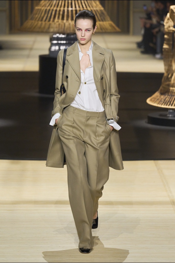 "كريستيان ديور" خريف و شتاء 2024 