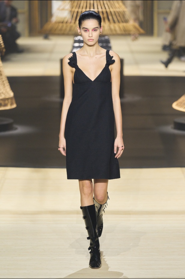 "كريستيان ديور" خريف و شتاء 2024 