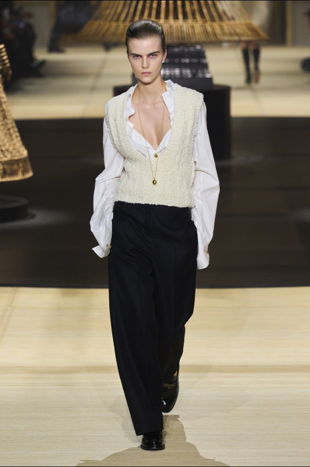 "كريستيان ديور" خريف و شتاء 2024 