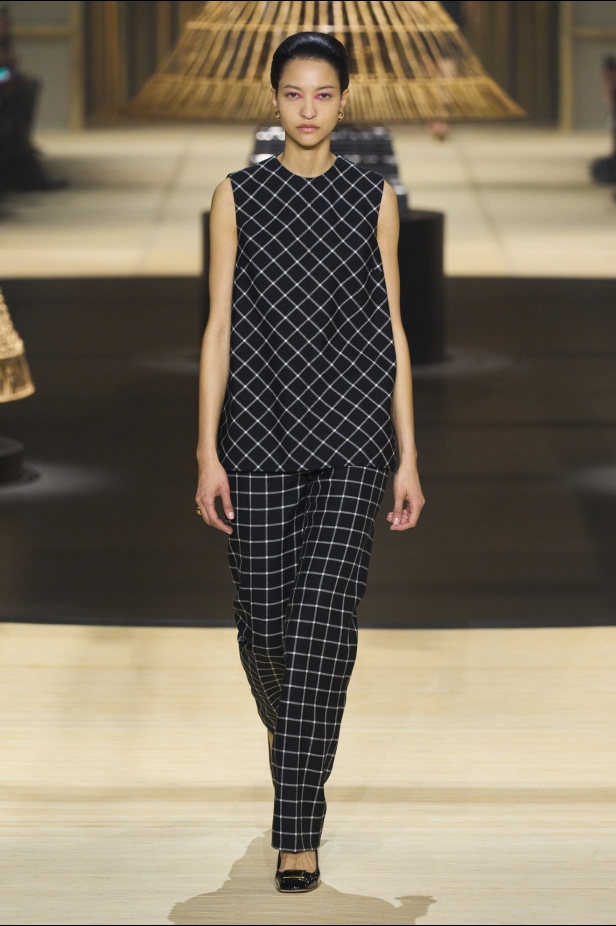 "كريستيان ديور" خريف و شتاء 2024 