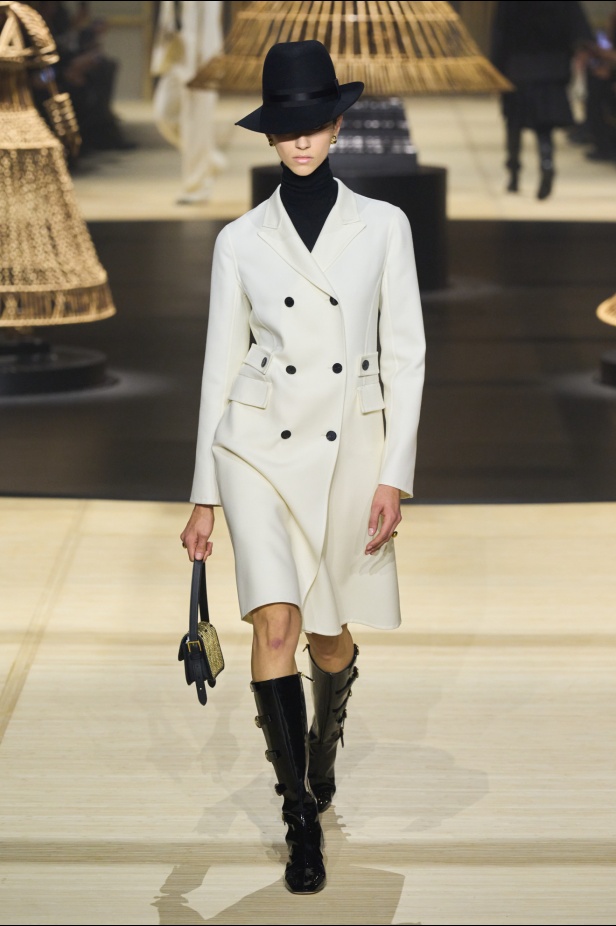 "كريستيان ديور" خريف و شتاء 2024 