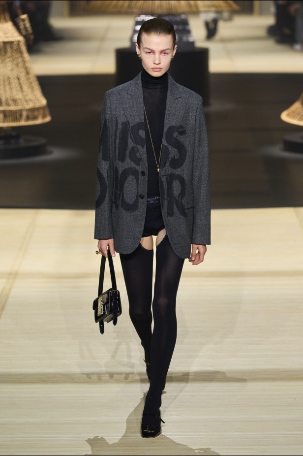 "كريستيان ديور" خريف و شتاء 2024 