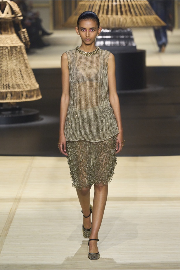 "كريستيان ديور" خريف و شتاء 2024 