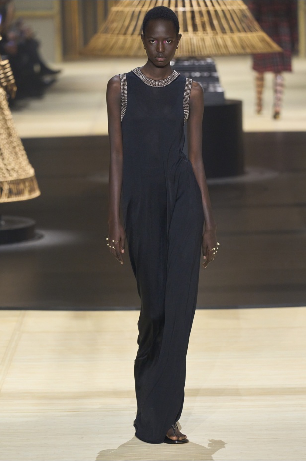 "كريستيان ديور" خريف و شتاء 2024 