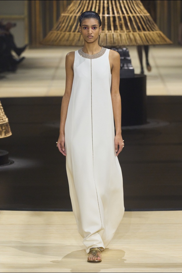 "كريستيان ديور" خريف و شتاء 2024 