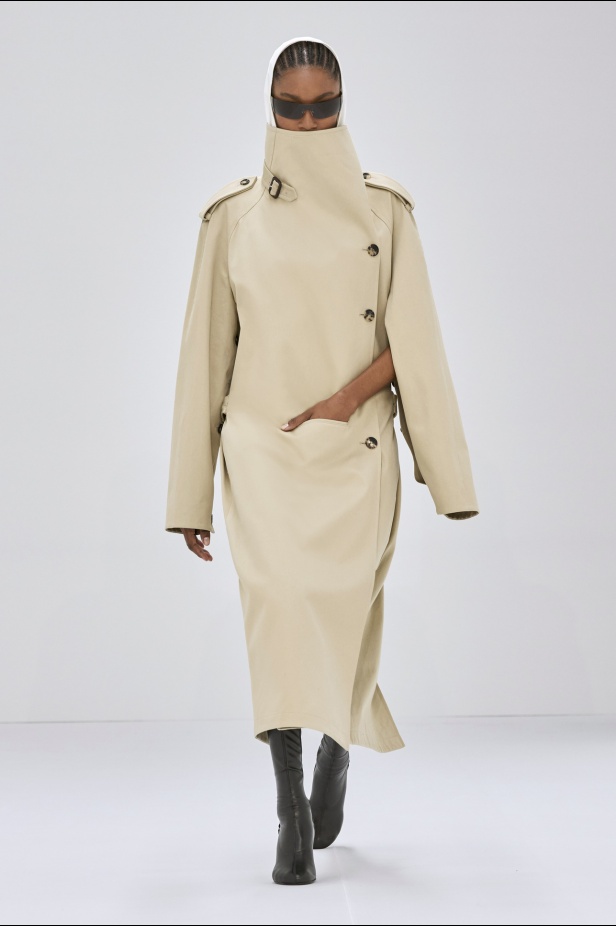 مجموعة Courreges لخريف وشتاء 2024-2025 في باريس