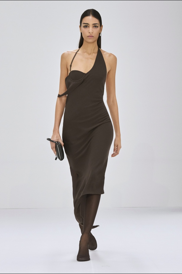 مجموعة Courreges لخريف وشتاء 2024-2025 في باريس