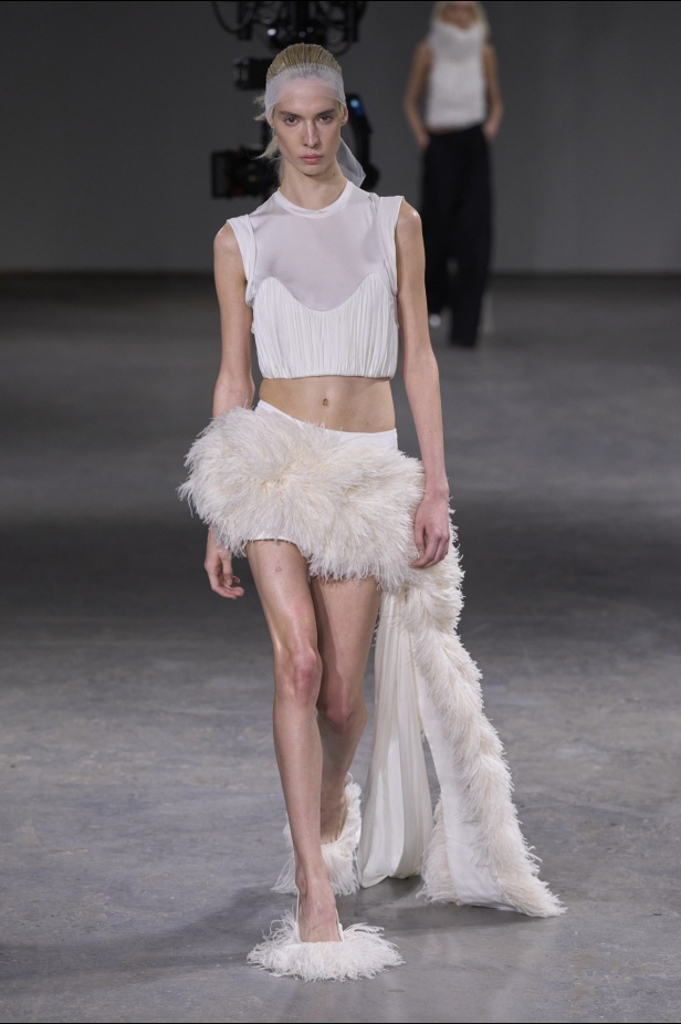 مجموعة David Koma لخريف وشتاء 2024