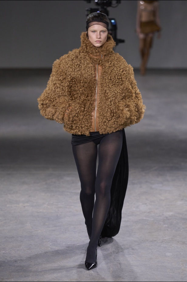 مجموعة David Koma لخريف وشتاء 2024