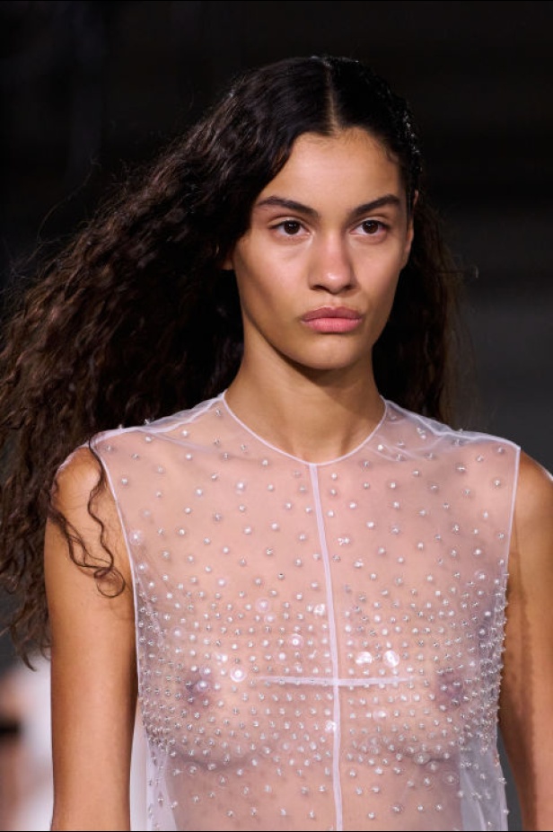 مجموعة David Koma لخريف وشتاء 2024