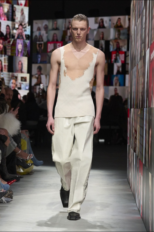 عرض أزياء مجموعة Diesel لموسم خريف وشتاء 2024 في ميلانو