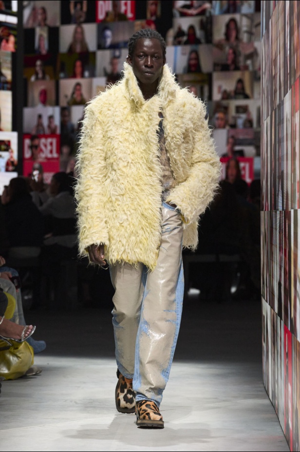 عرض أزياء مجموعة Diesel لموسم خريف وشتاء 2024 في ميلانو