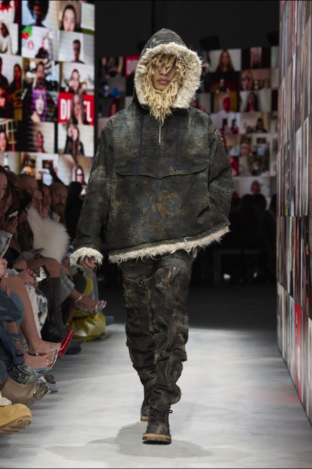 عرض أزياء مجموعة Diesel لموسم خريف وشتاء 2024 في ميلانو