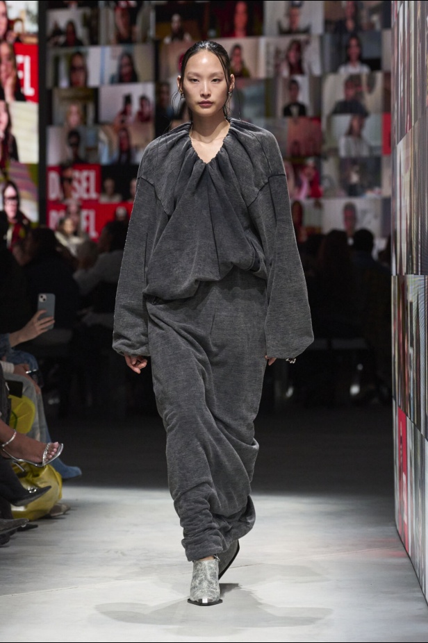 عرض أزياء مجموعة Diesel لموسم خريف وشتاء 2024 في ميلانو