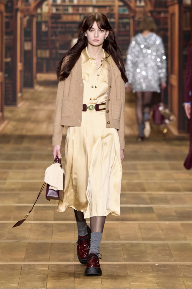 مجموعة Elisabetta Franchi لخريف وشتاء 2024