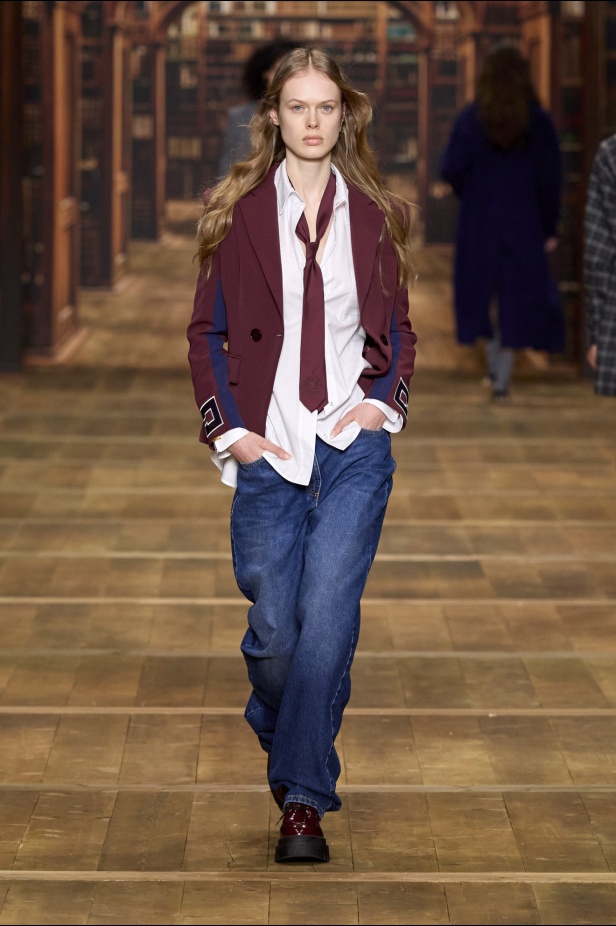 مجموعة Elisabetta Franchi لخريف وشتاء 2024