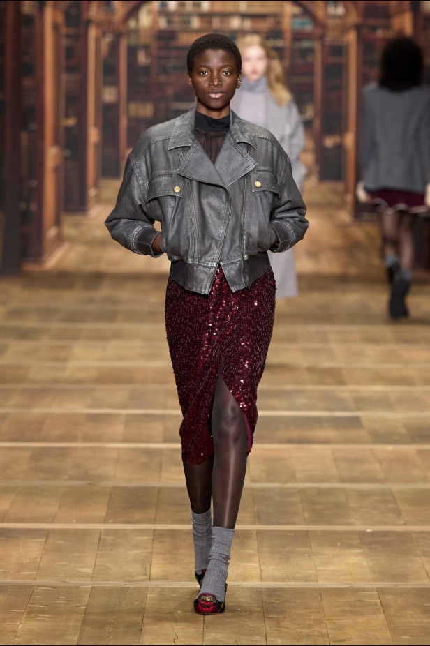 مجموعة Elisabetta Franchi لخريف وشتاء 2024