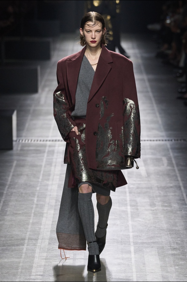 عرض أزياء Etro لموسم خريف وشتاء 2024 في ميلانو