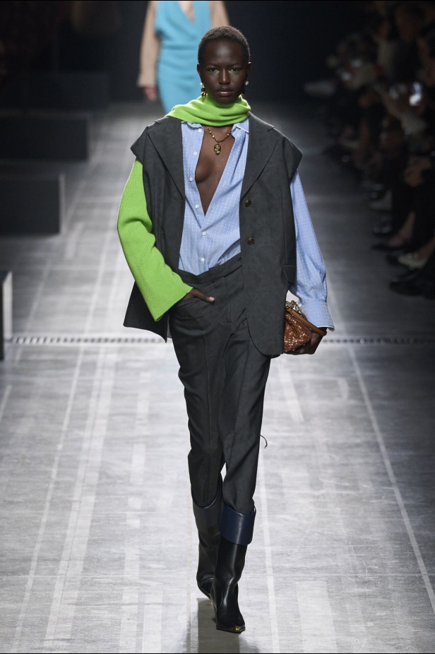 عرض أزياء Etro لموسم خريف وشتاء 2024 في ميلانو