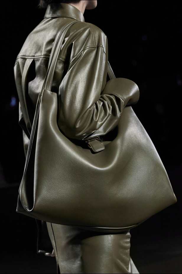 مجموعة Ferragamo لخريف وشتاء 2024