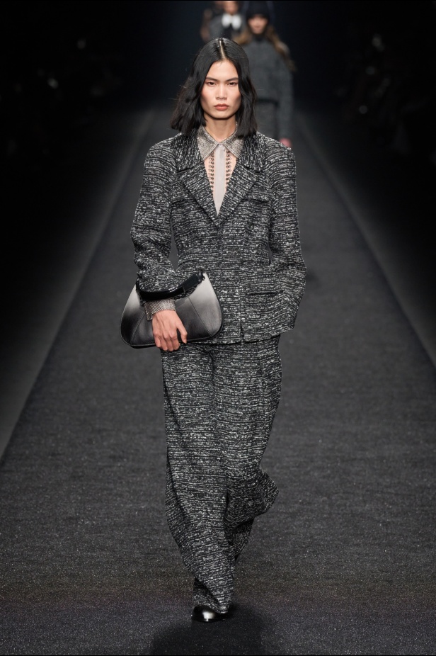 مجموعة Alberta Ferretti لخريف وشتاء 2024