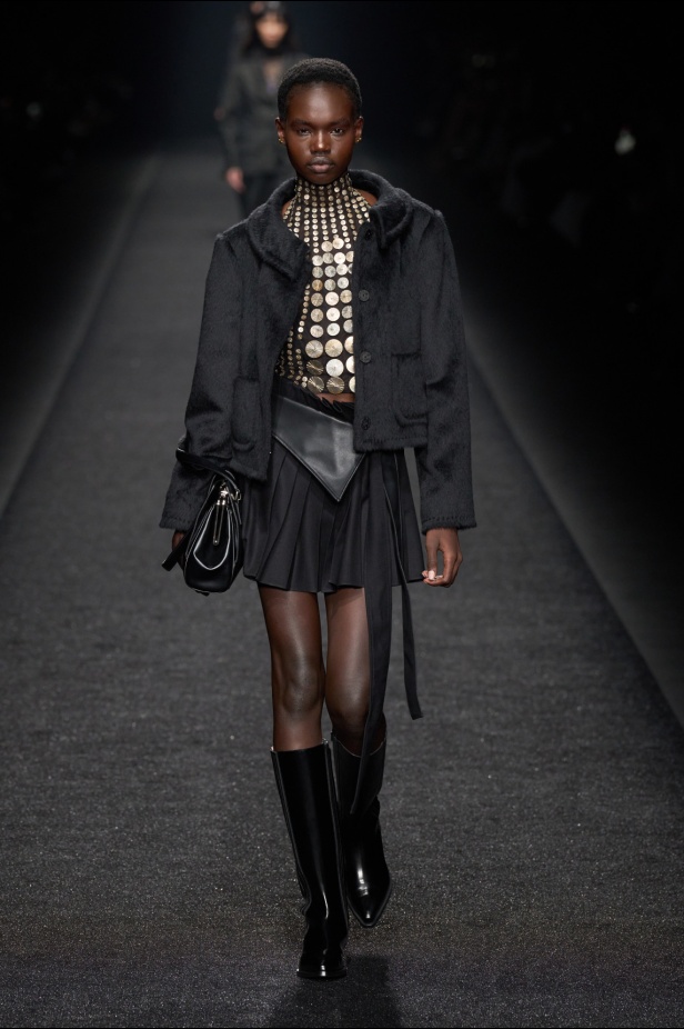 مجموعة Alberta Ferretti لخريف وشتاء 2024