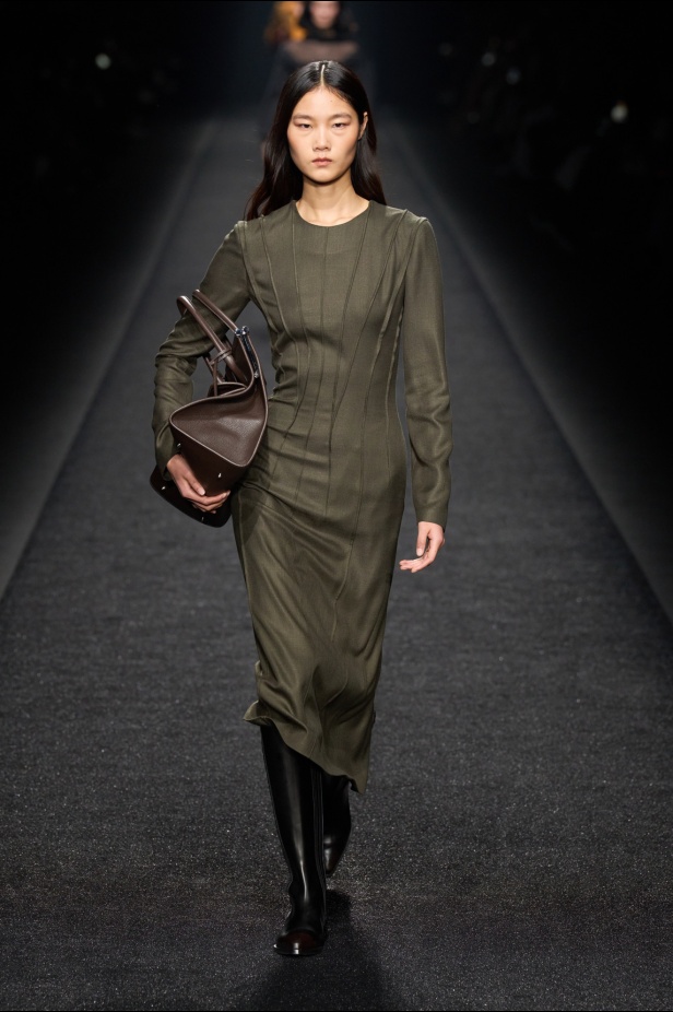 مجموعة Alberta Ferretti لخريف وشتاء 2024