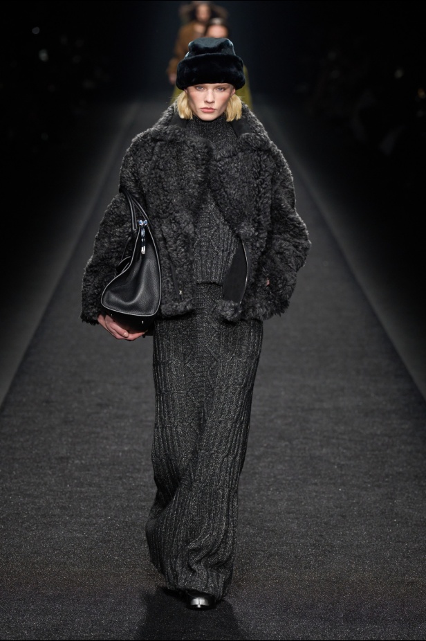 مجموعة Alberta Ferretti لخريف وشتاء 2024