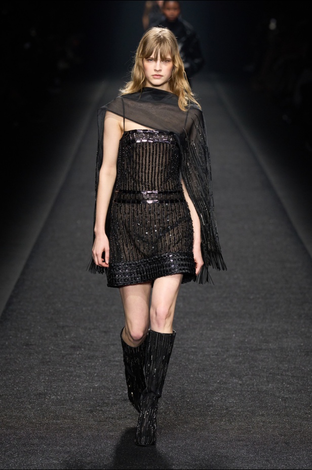 مجموعة Alberta Ferretti لخريف وشتاء 2024