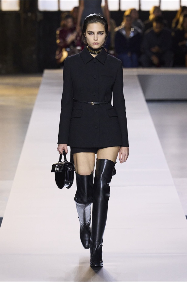 عرض أزياء Gucci لخريف 2024 