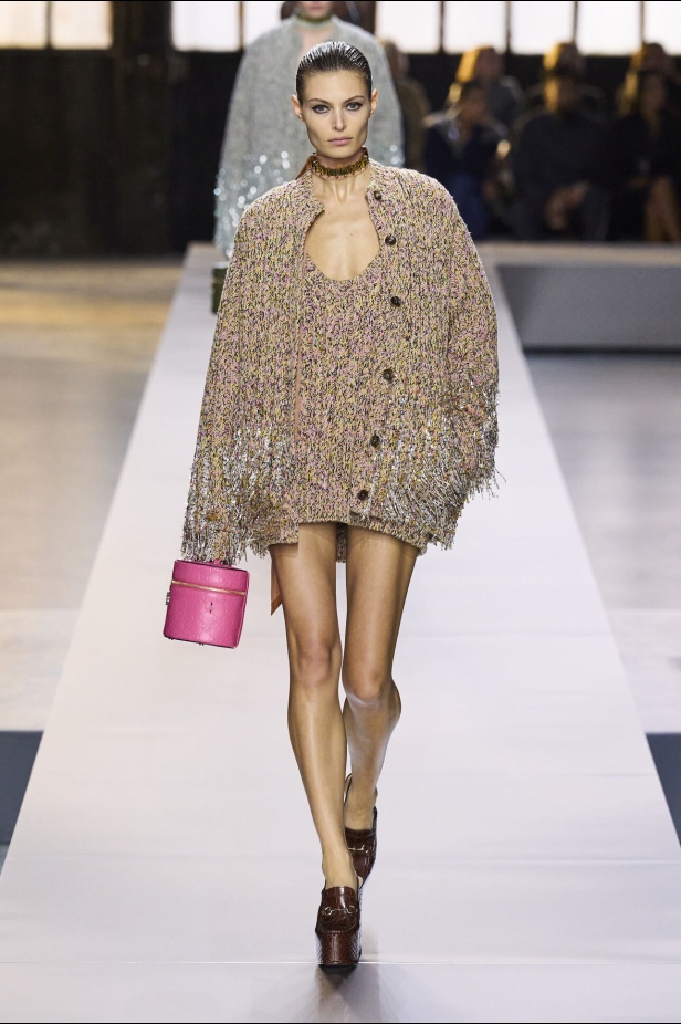 عرض أزياء Gucci لخريف 2024 