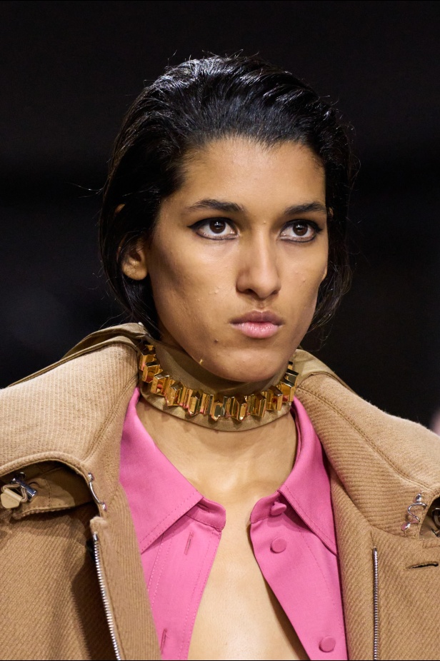 عرض أزياء Gucci لخريف 2024 