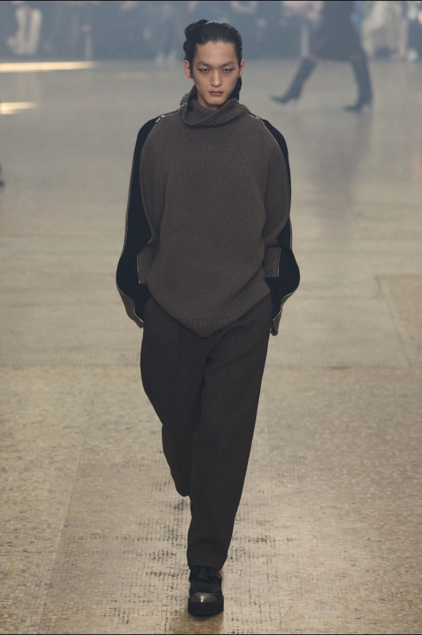 مجموعة Helmut Lang لموسم خريف وشتاء 2024-2025 في نيويورك