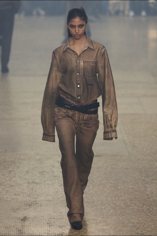 مجموعة Helmut Lang لموسم خريف وشتاء 2024-2025 في نيويورك