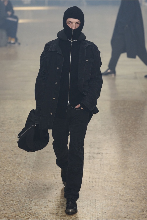 مجموعة Helmut Lang لموسم خريف وشتاء 2024-2025 في نيويورك