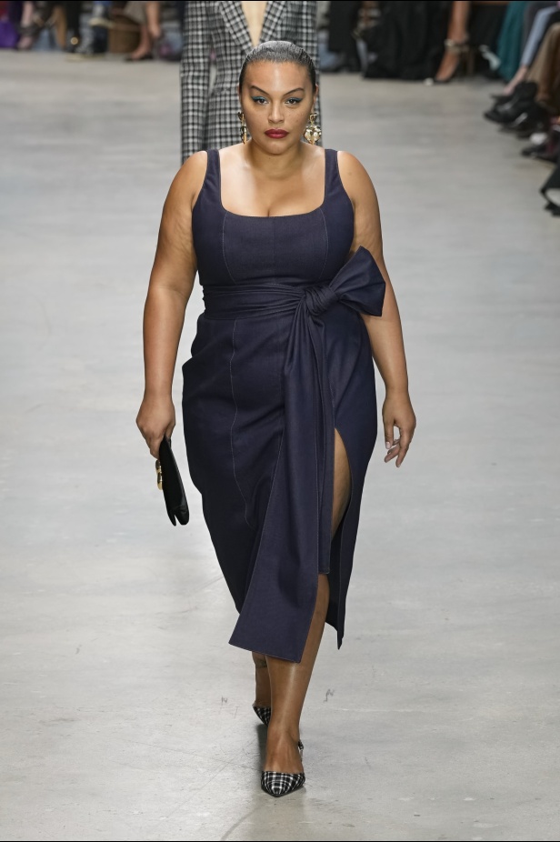 "كارولينا هيريرا" خريف و شتاء 2024 